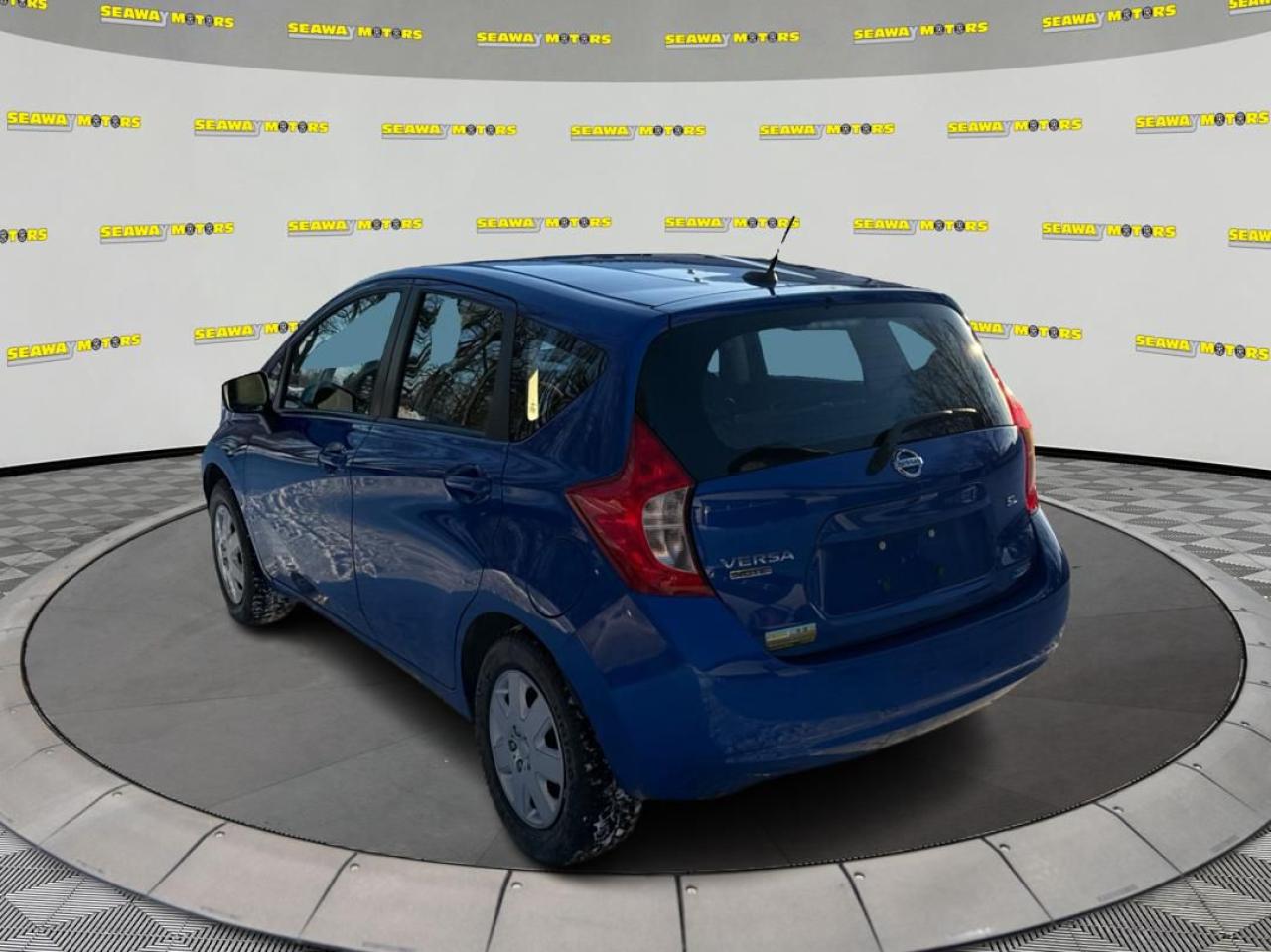 2015 Nissan Versa Note S (SR) - Photo #5