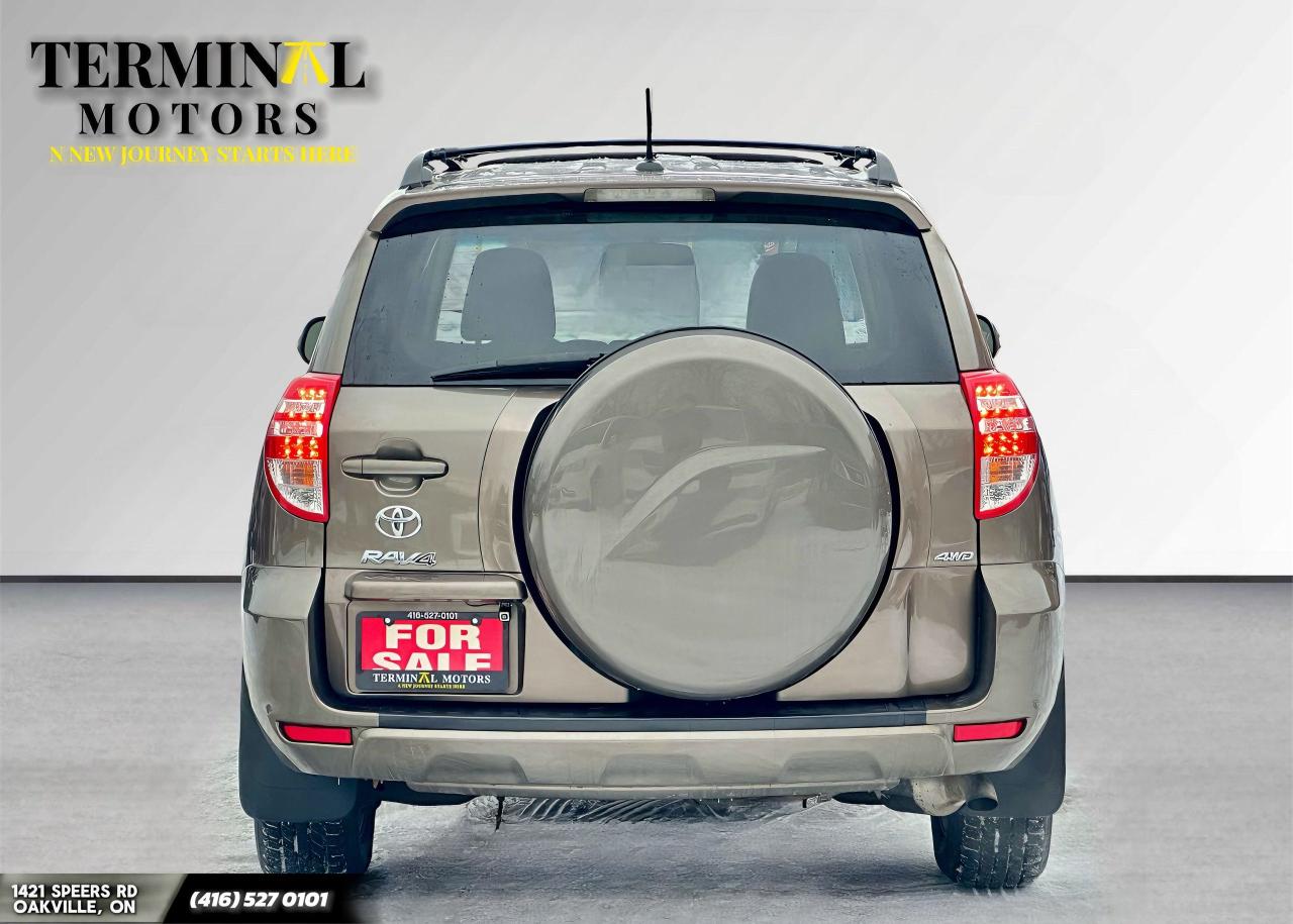 2012 Toyota RAV4  Photo4