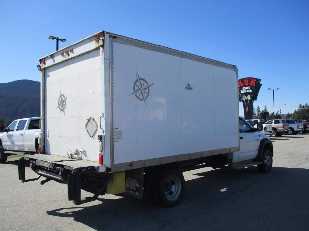 2008 Dodge Ram 5500 CUMMINS DIESEL 4WD Photo4