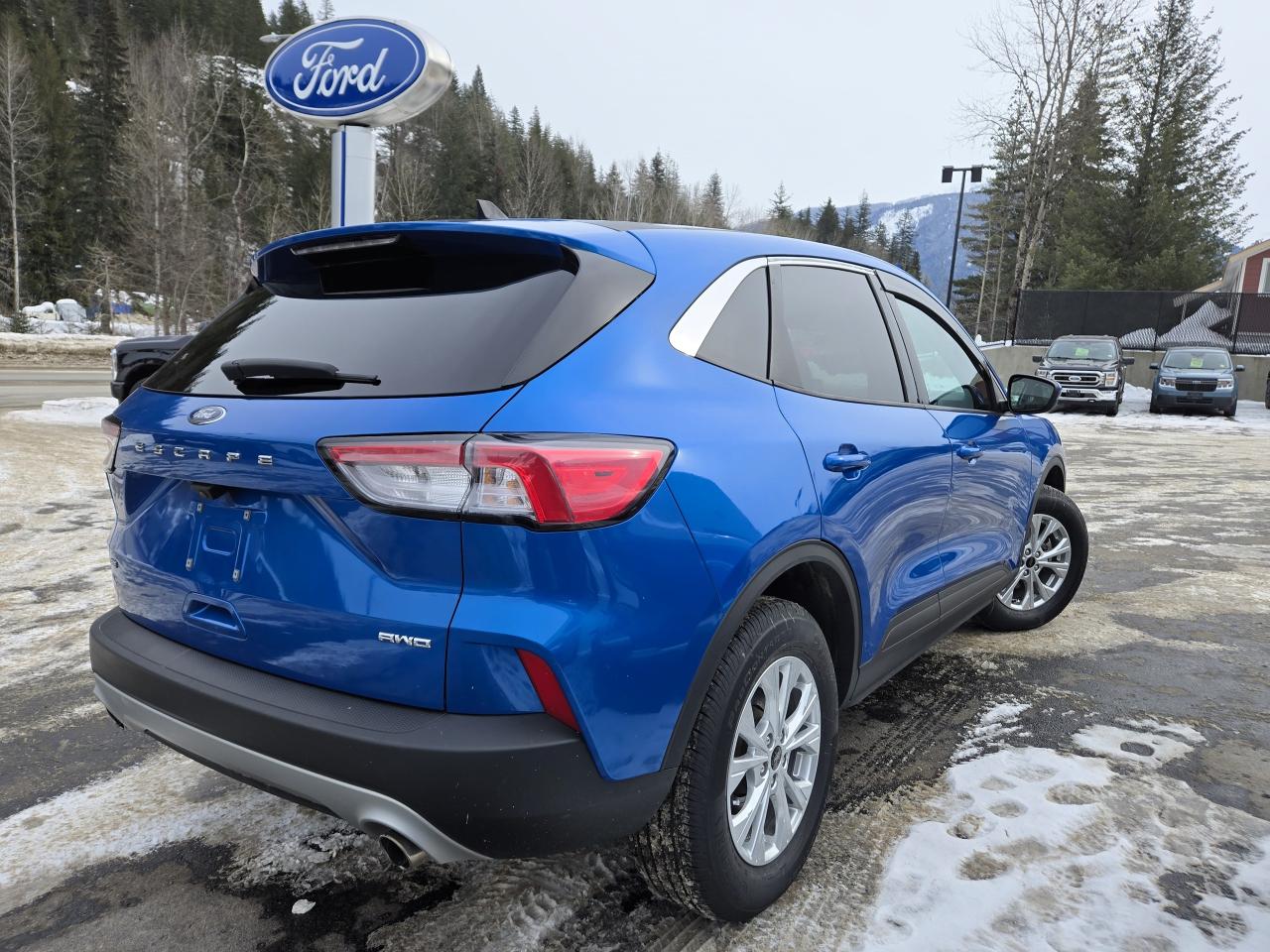 2021 Ford Escape SE Photo5