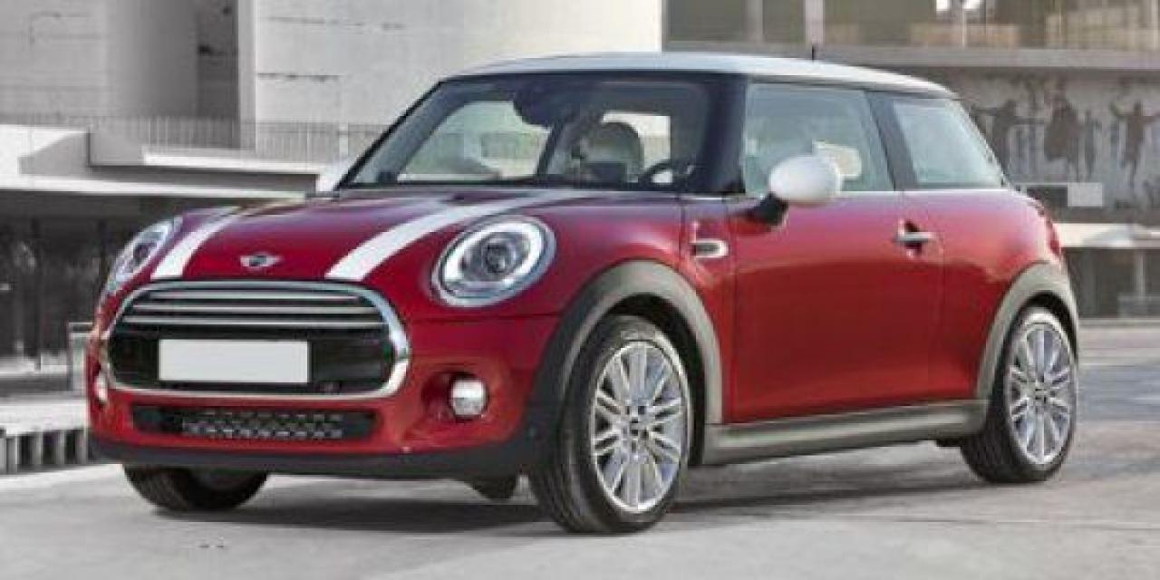 Used 2015 MINI Cooper Hardtop HB for sale in Edmonton, AB