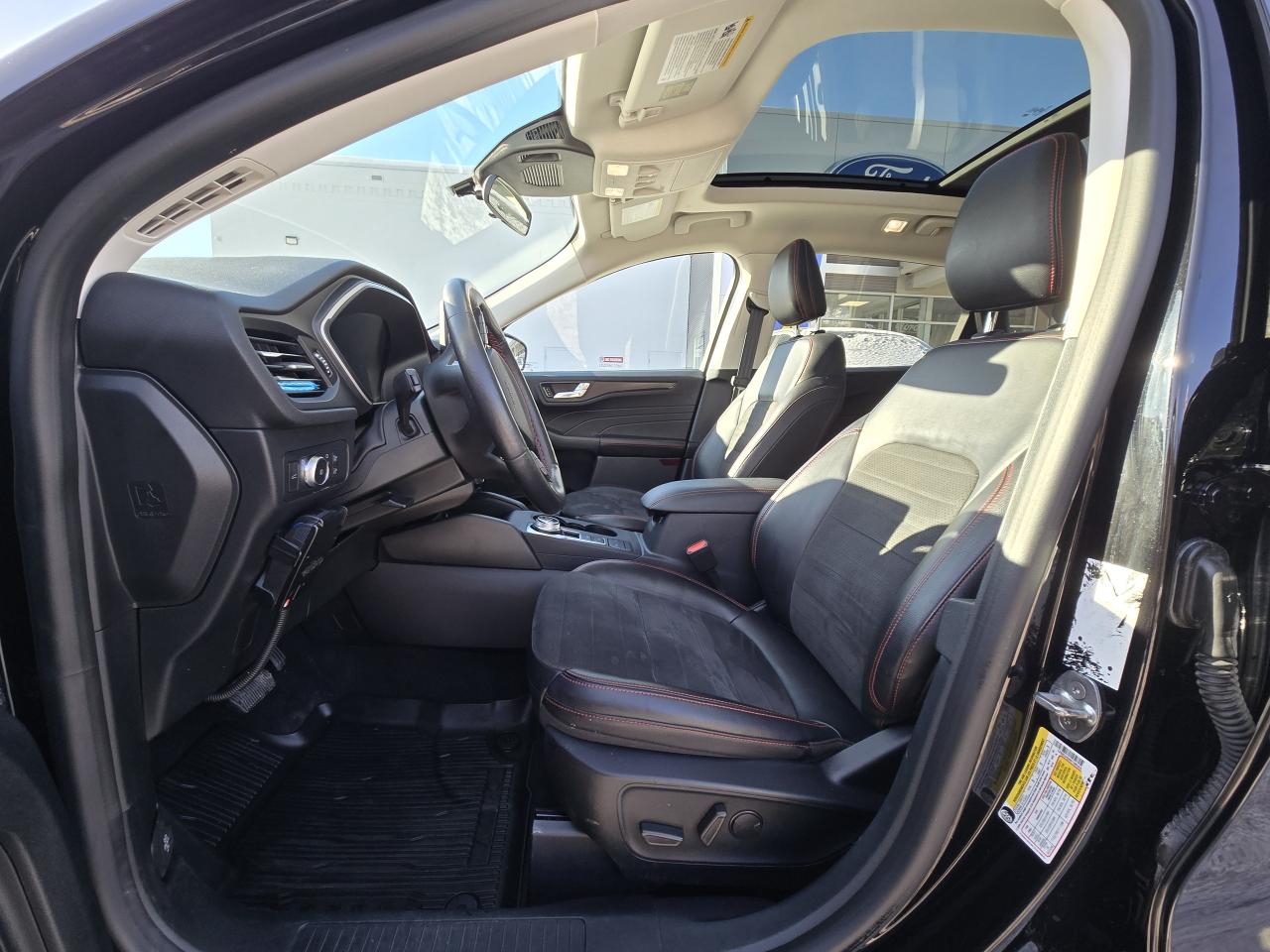 2021 Ford Escape SEL Photo5