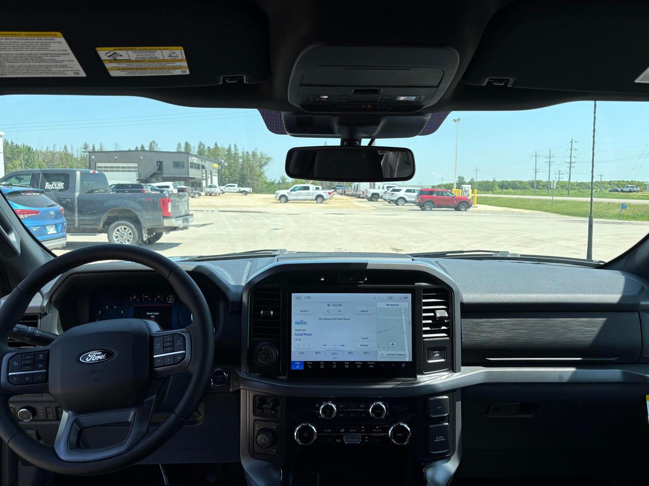 2025 Ford F-150 XLT 4WD SuperCrew 5.5' Box Photo5