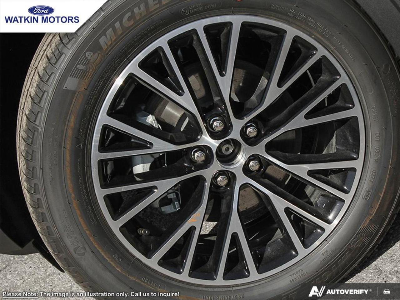 2025 Ford Escape PHEV Photo7