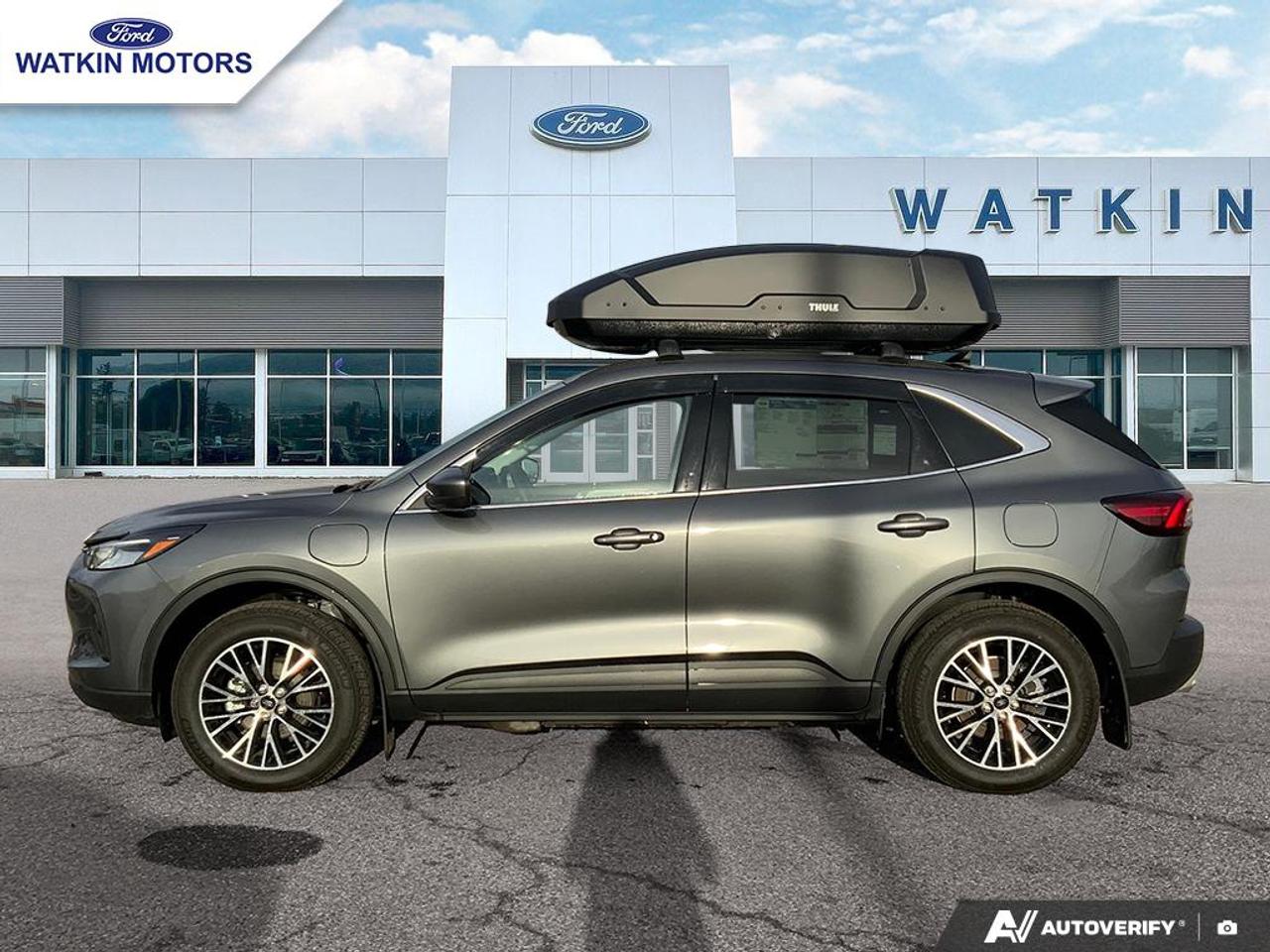 2025 Ford Escape PHEV Photo1