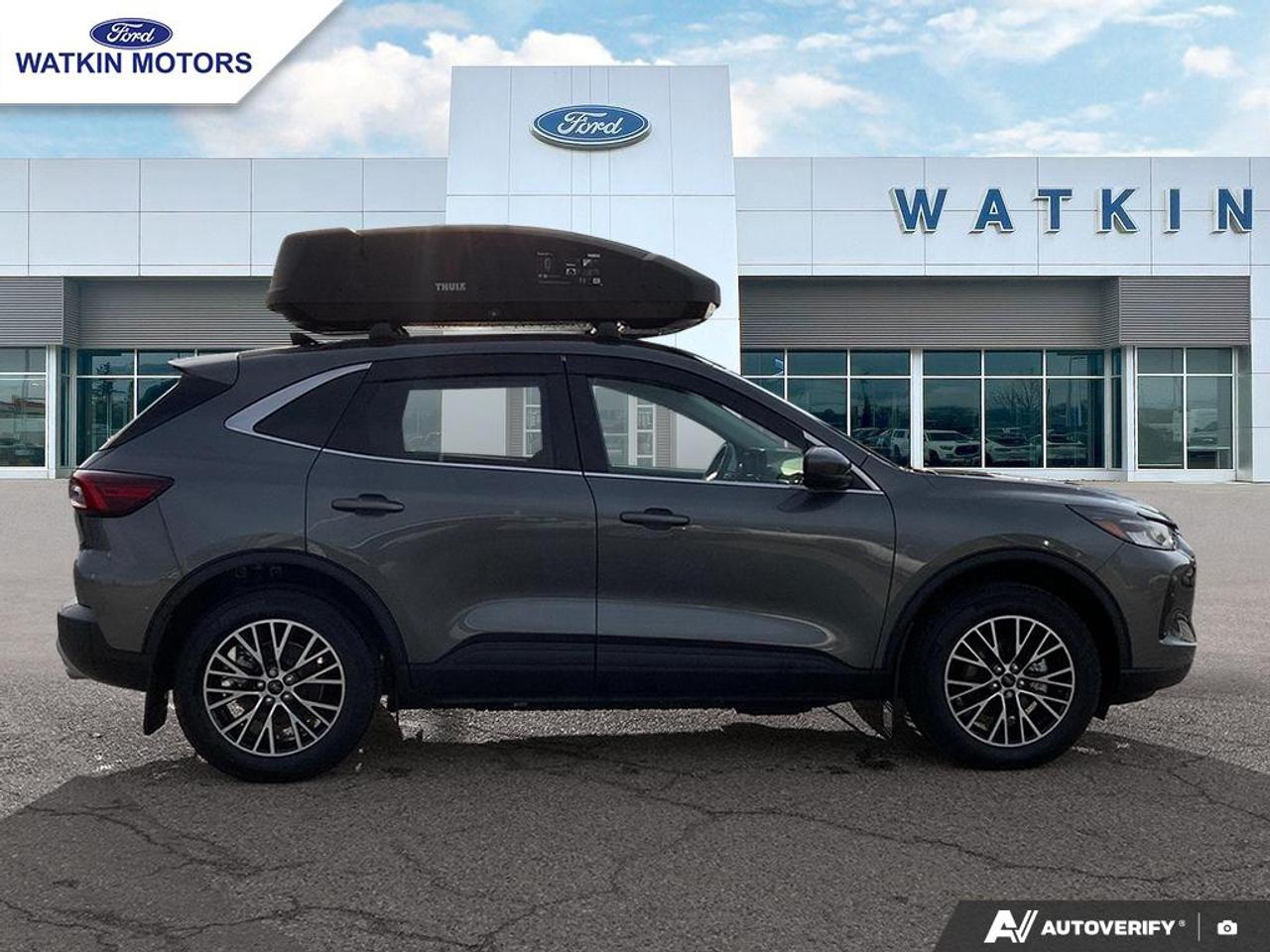 2025 Ford Escape PHEV Photo5