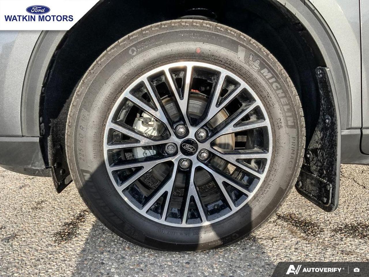 2025 Ford Escape PHEV Photo8