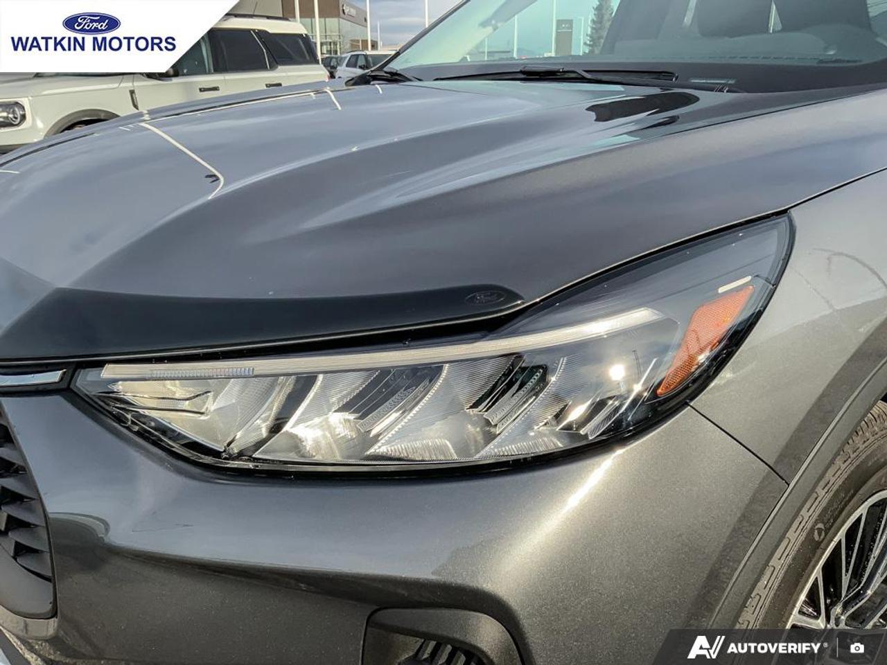 2025 Ford Escape PHEV Photo10