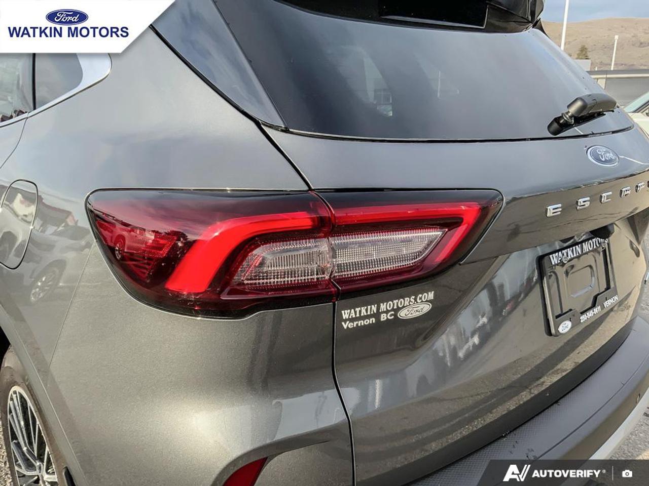 2025 Ford Escape PHEV Photo13