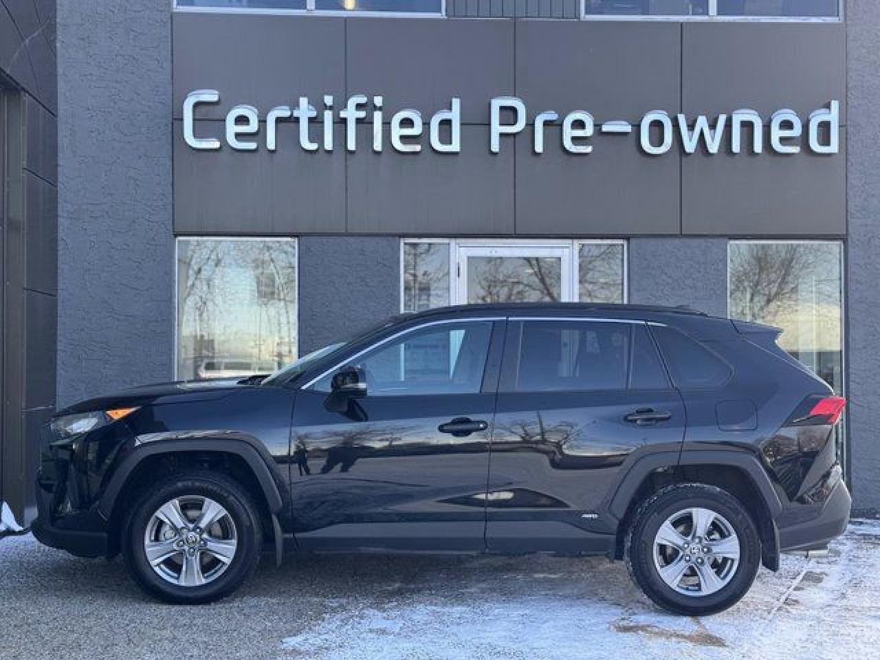 Used 2022 Toyota RAV4 LE HYRID w/ AWD / LOW KMS for sale in Calgary, AB