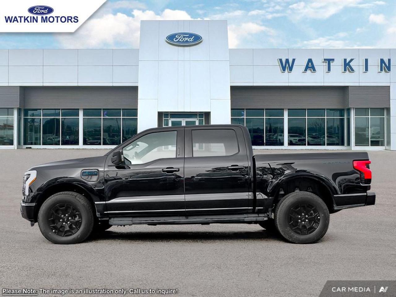2025 Ford F-150 Lightning XLT Photo8