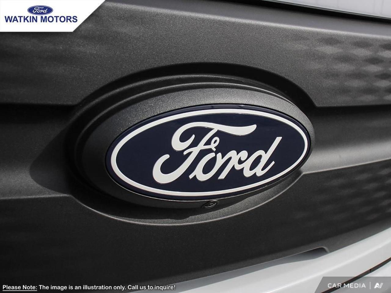 2025 Ford F-150 Lightning XLT Photo26