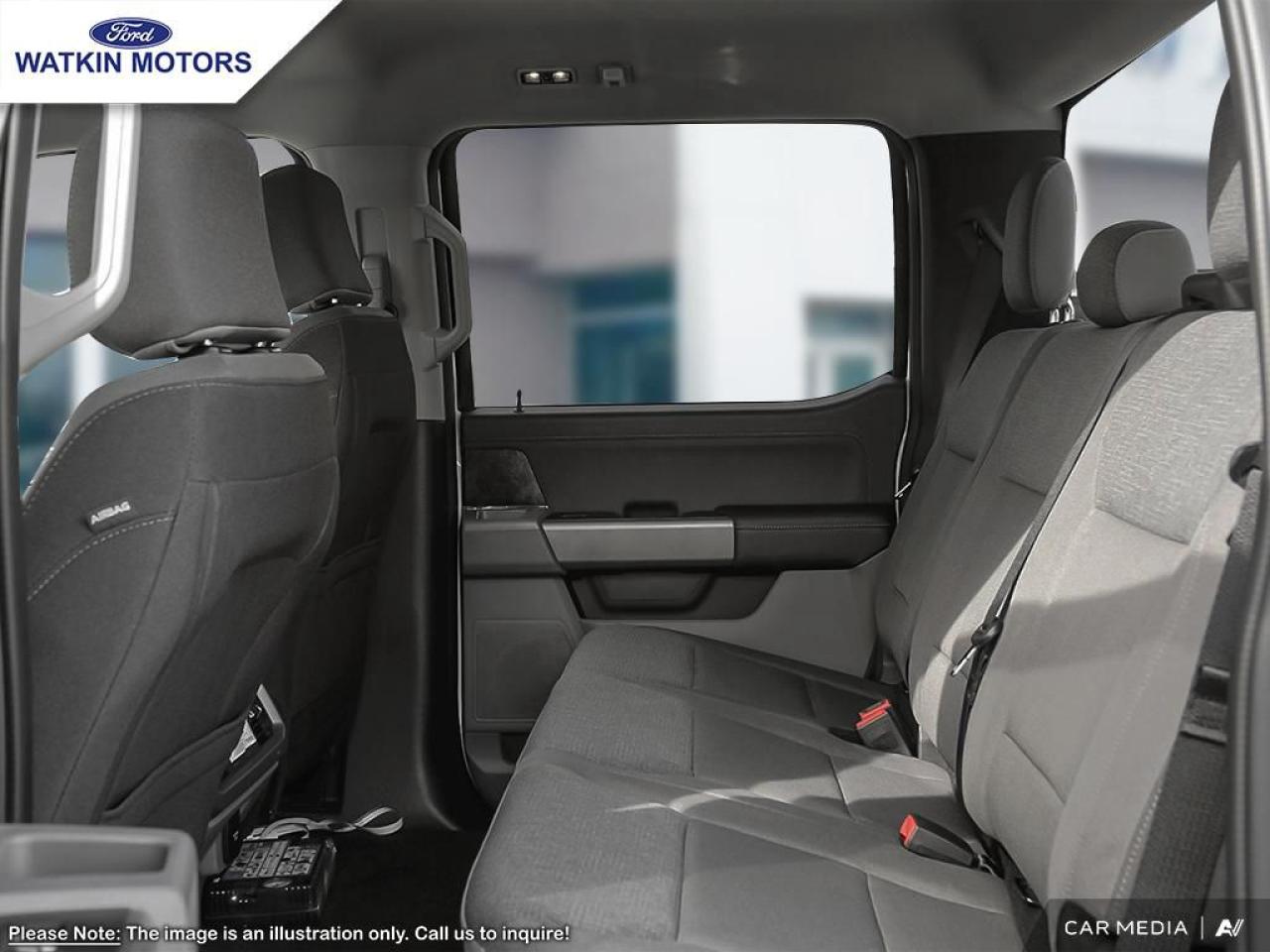 2025 Ford F-150 Lightning XLT Photo26