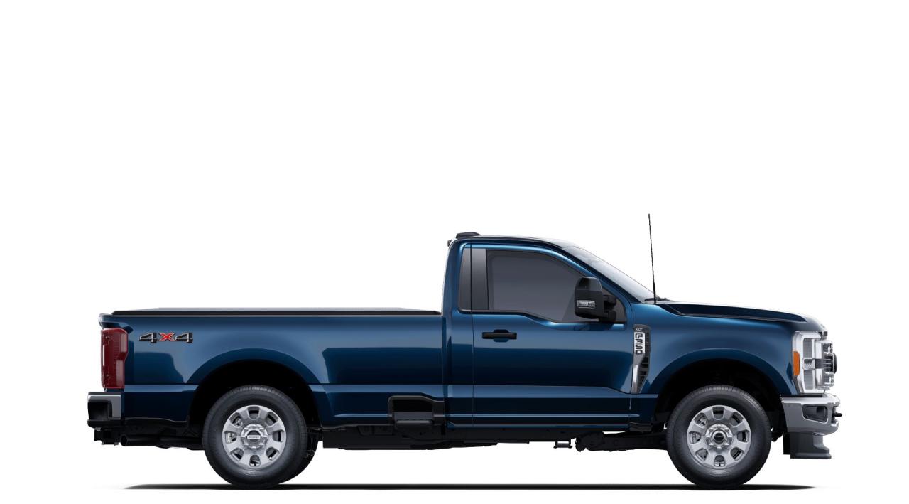 2025 Ford F-350 XLT Photo4