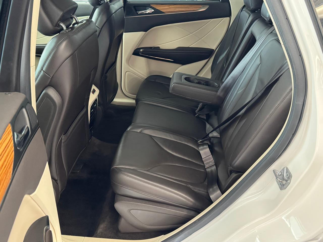 2016 Lincoln MKC Select AWD+GPS+Camera+Blind Spot+CLEAN CARFAX Photo