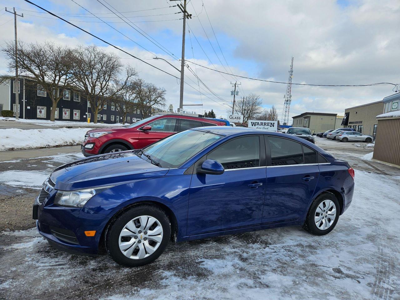 2013 Chevrolet Cruze LT - Photo #2