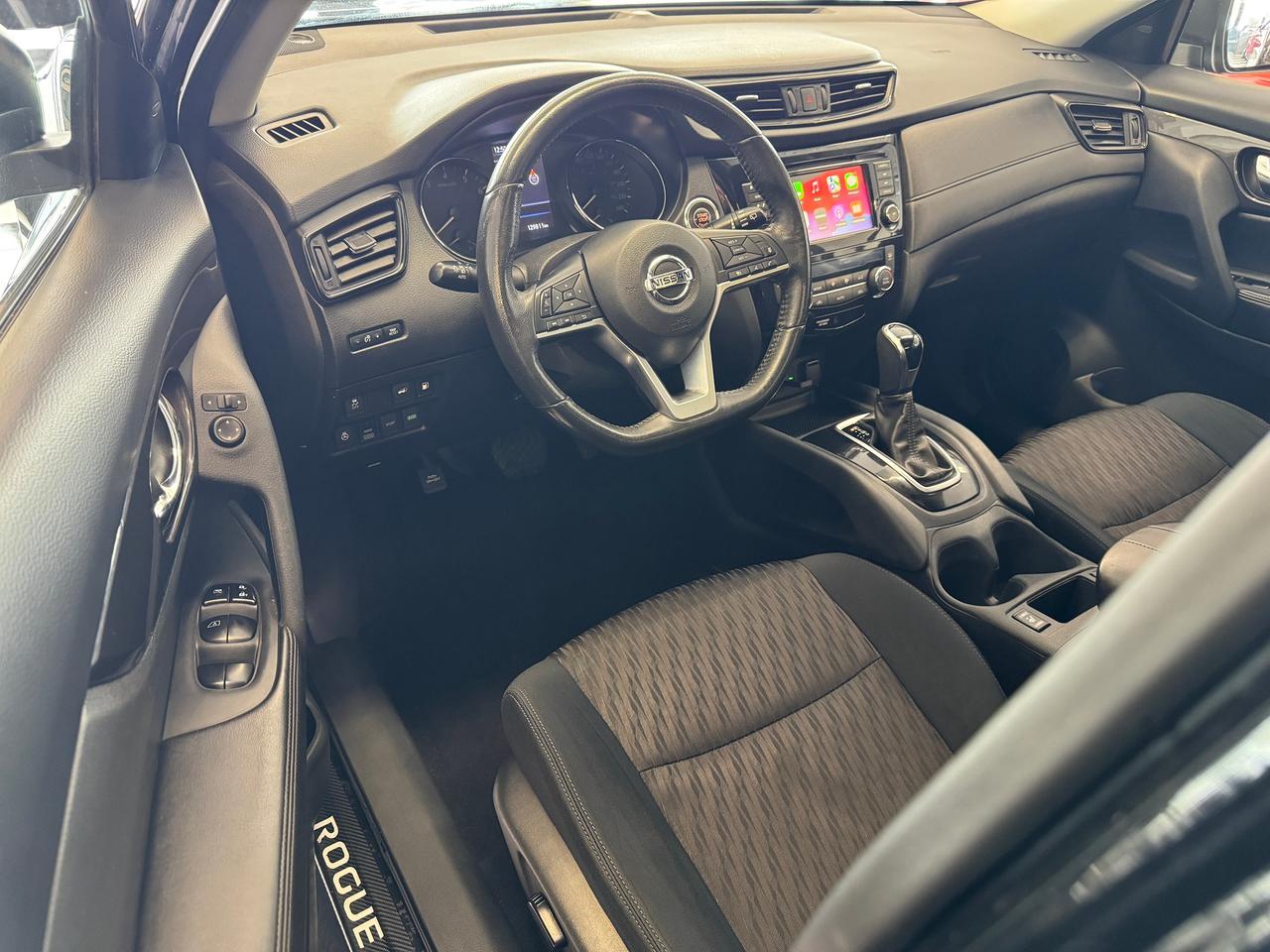 2018 Nissan Rogue SV AWD TECH+Roof+BSM+New Brakes+CLEAN CARFAX Photo