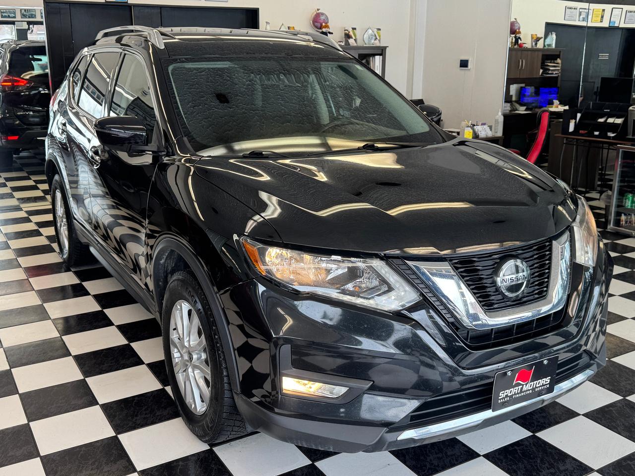 2018 Nissan Rogue SV AWD TECH+Roof+BSM+New Brakes+CLEAN CARFAX Photo