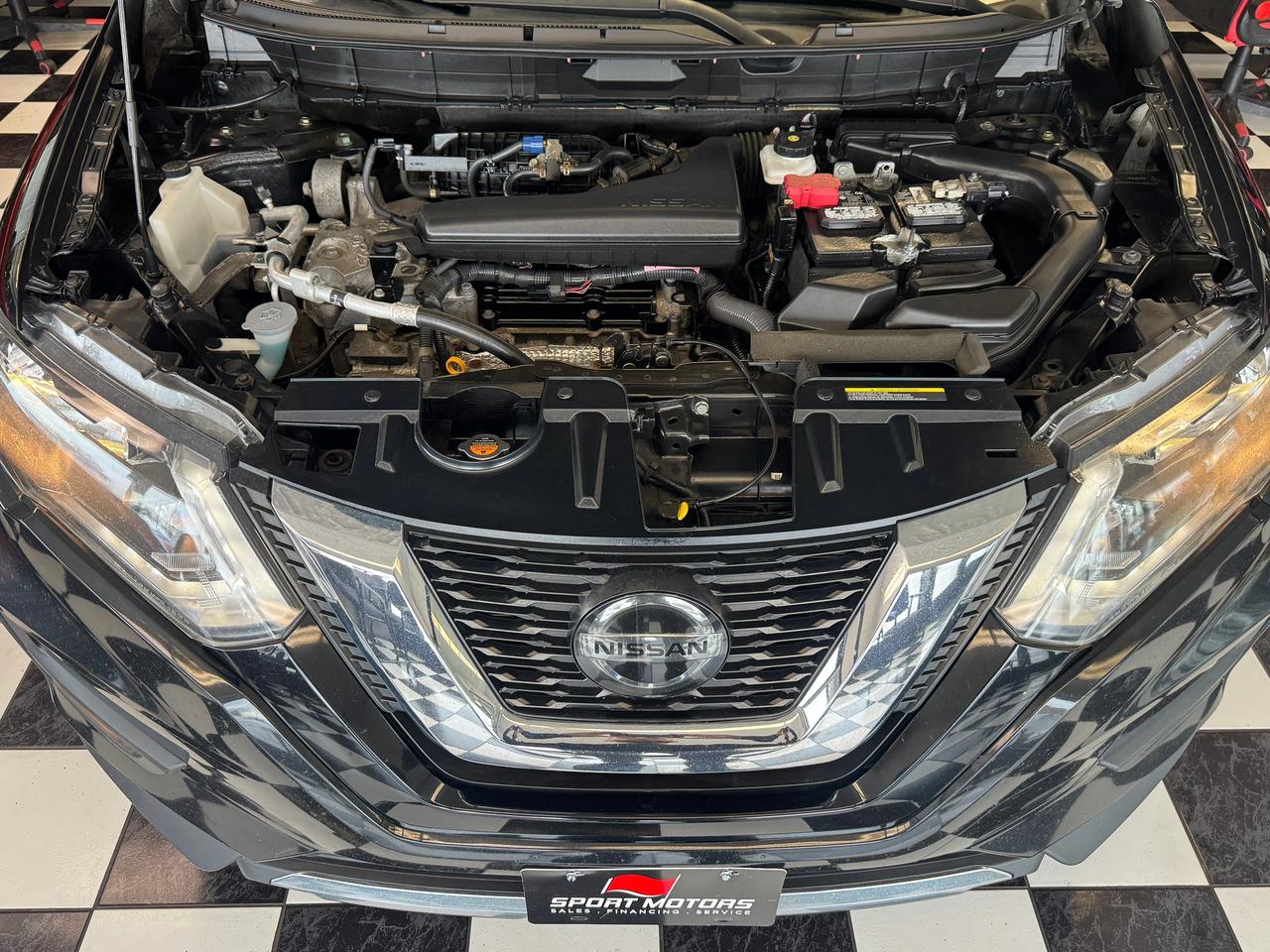 2018 Nissan Rogue SV AWD TECH+Roof+BSM+New Brakes+CLEAN CARFAX Photo