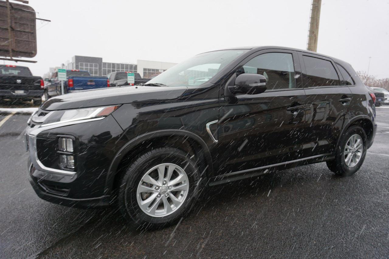 2021 Mitsubishi RVR GT 4WD CERTIFIED CAMERA BLUETOOTH HEATED SEATS CRUISE ALLOYS - Photo #3