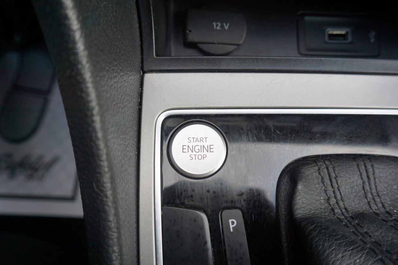 2021 Volkswagen Passat HIGHLINE CERTIFIED CAMERA BLUETOOTH LEATHER HEATED SEATS SUNROOF CRUISE ALLOYS - Photo #26