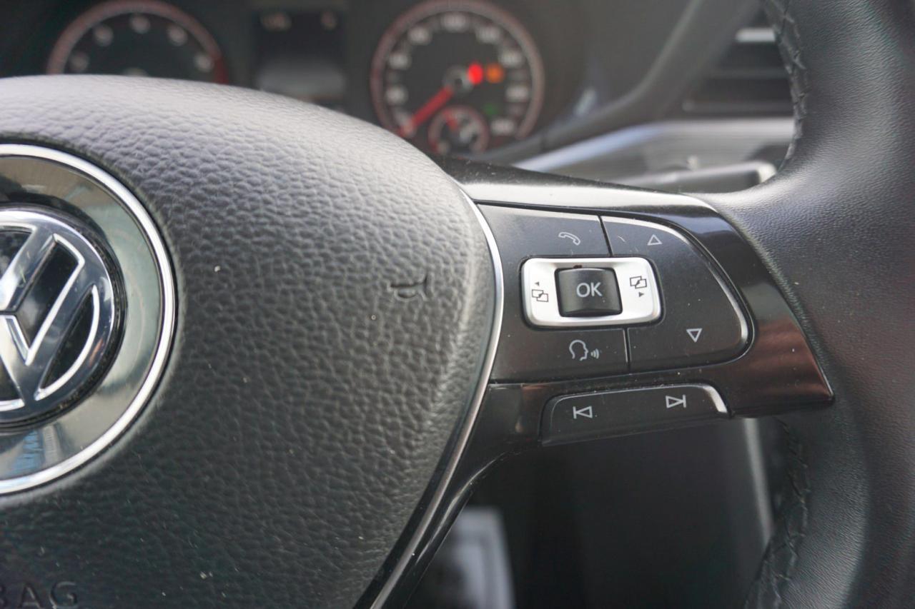 2021 Volkswagen Passat HIGHLINE CERTIFIED CAMERA BLUETOOTH LEATHER HEATED SEATS SUNROOF CRUISE ALLOYS - Photo #31