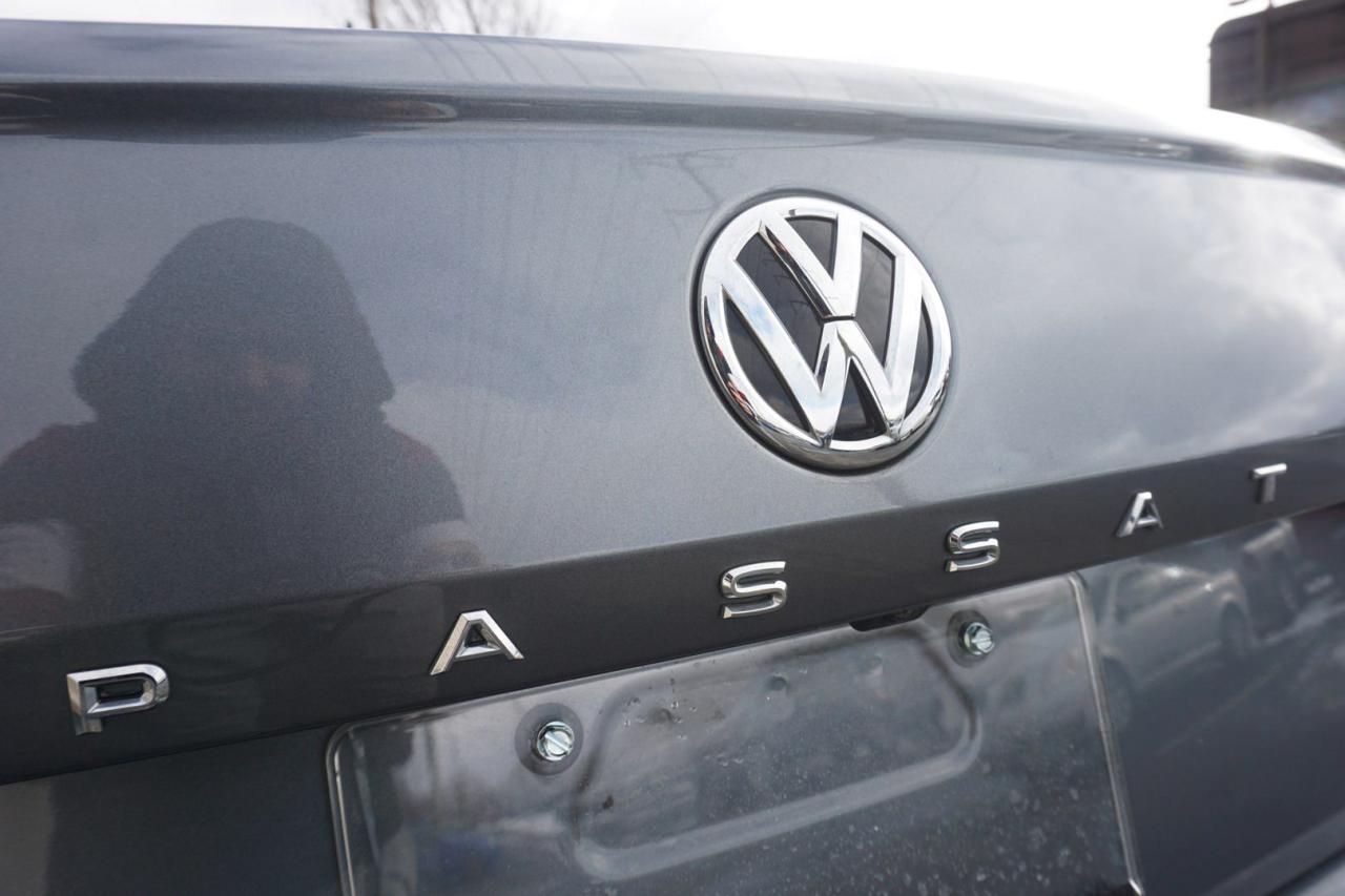 2021 Volkswagen Passat HIGHLINE CERTIFIED CAMERA BLUETOOTH LEATHER HEATED SEATS SUNROOF CRUISE ALLOYS - Photo #33