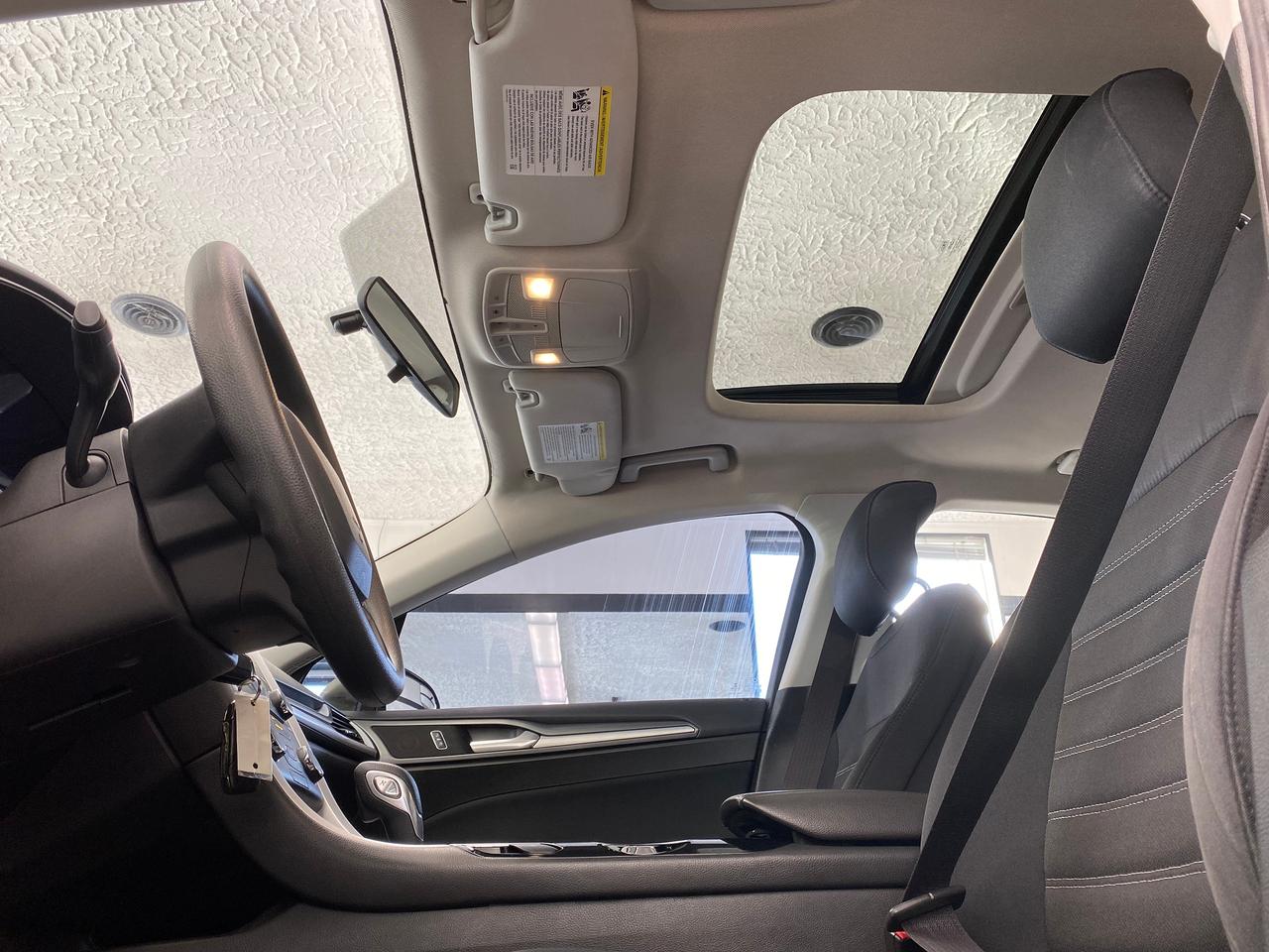 2013 Ford Fusion SE+Bluetooth+Heated Seats+A/C+Sunroof Photo