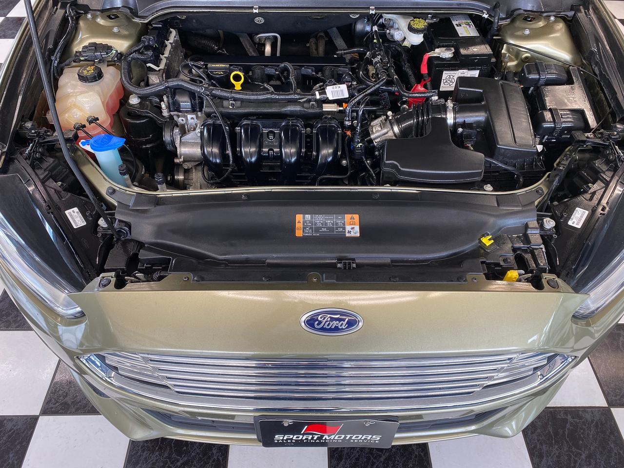2013 Ford Fusion SE+Bluetooth+Heated Seats+A/C+Sunroof Photo