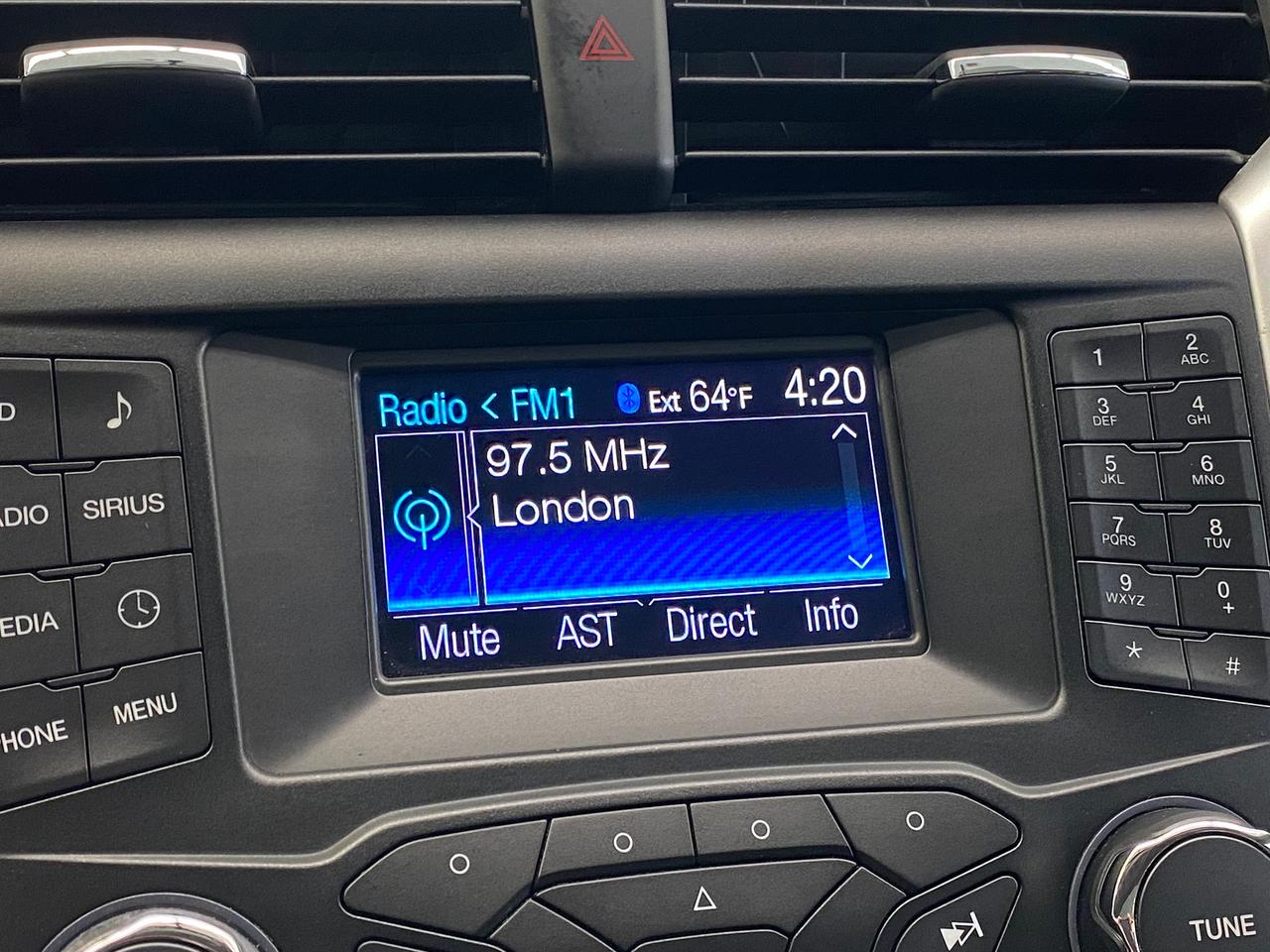 2013 Ford Fusion SE+Bluetooth+Heated Seats+A/C+Sunroof Photo