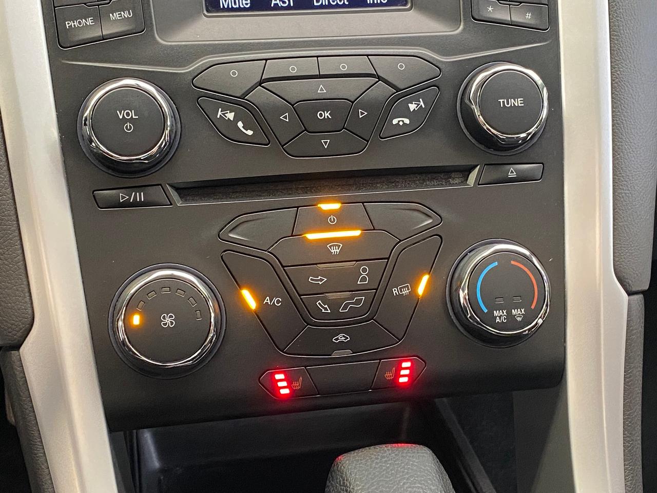 2013 Ford Fusion SE+Bluetooth+Heated Seats+A/C+Sunroof Photo