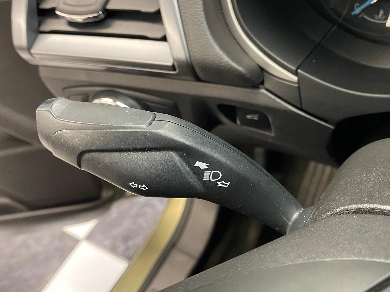 2013 Ford Fusion SE+Bluetooth+Heated Seats+A/C+Sunroof Photo