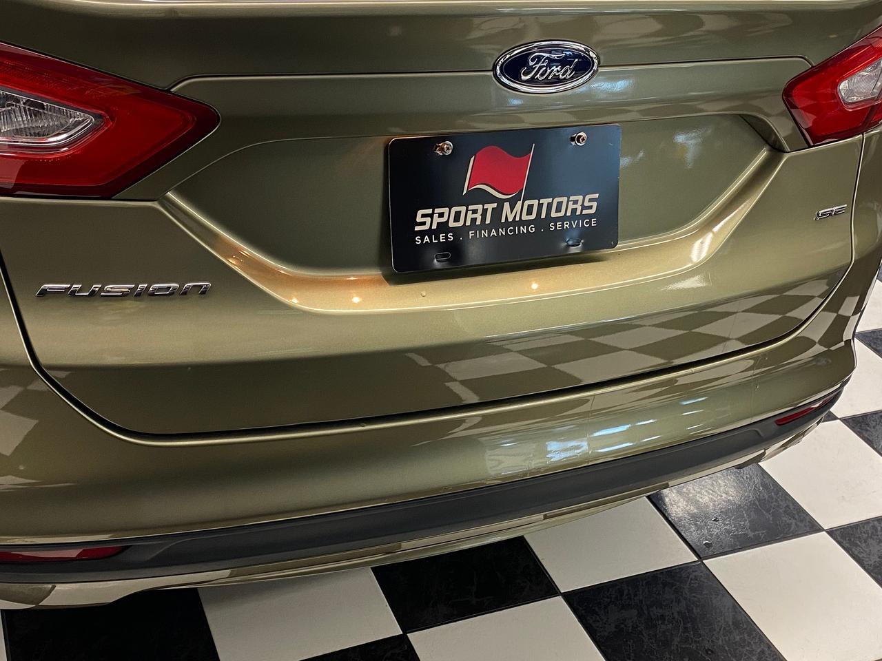 2013 Ford Fusion SE+Bluetooth+Heated Seats+A/C+Sunroof Photo