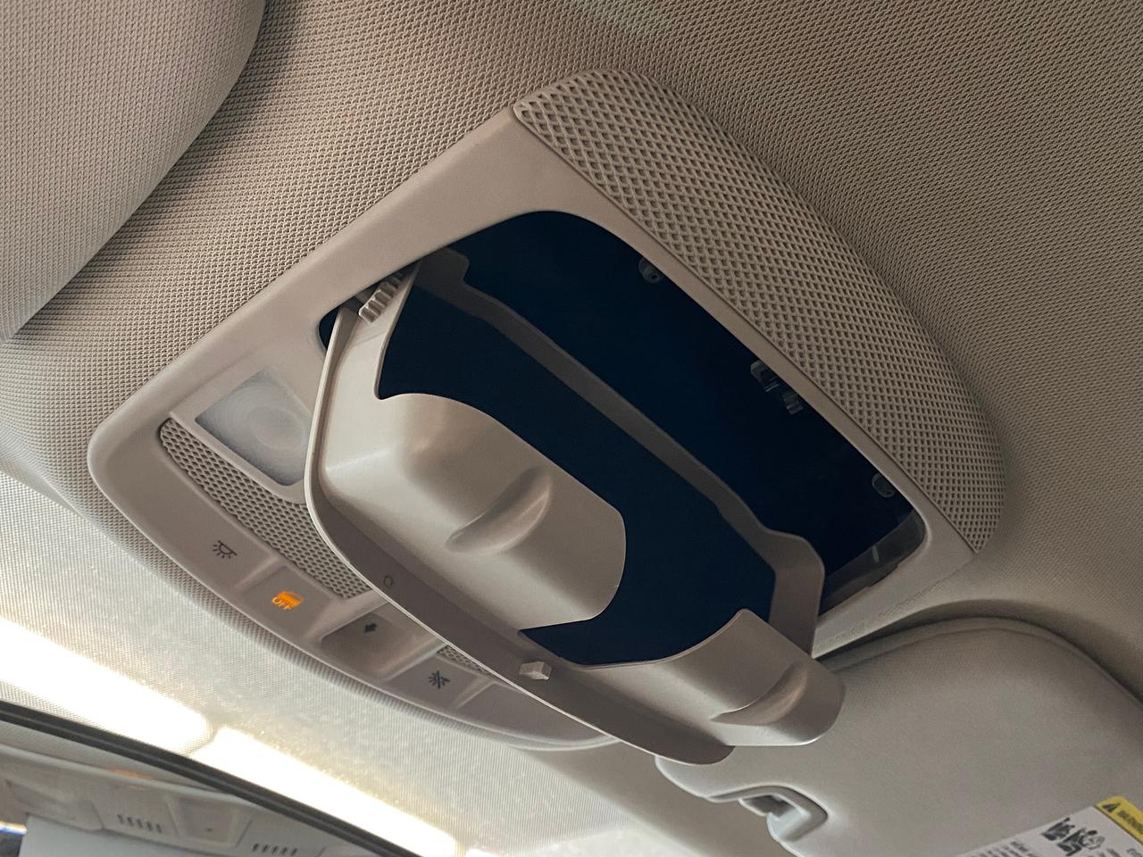 2013 Ford Fusion SE+Bluetooth+Heated Seats+A/C+Sunroof Photo