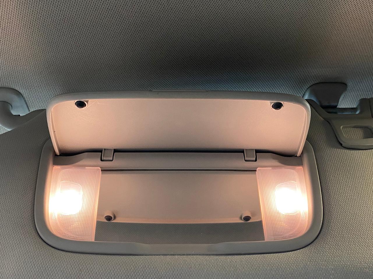 2013 Ford Fusion SE+Bluetooth+Heated Seats+A/C+Sunroof Photo