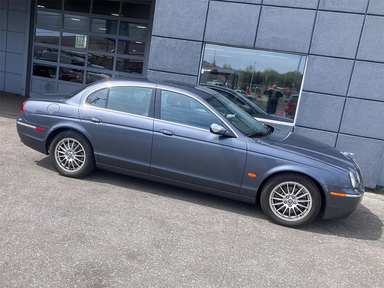 2007 Jaguar S-Type 3.0L V6|LEATHER | ALLOYS | SUNROOF - Photo #1
