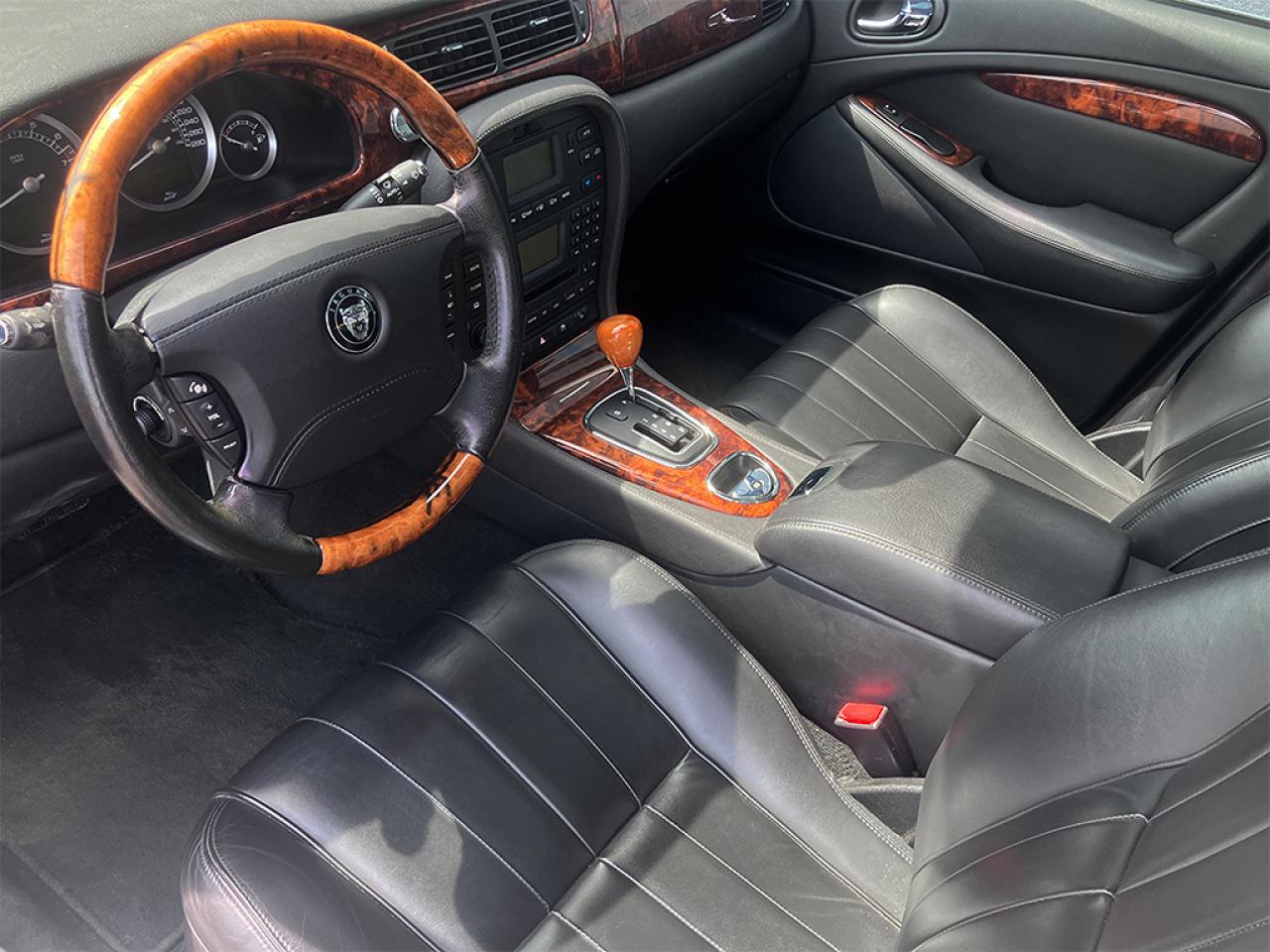 2007 Jaguar S-Type 3.0L V6|LEATHER | ALLOYS | SUNROOF - Photo #6