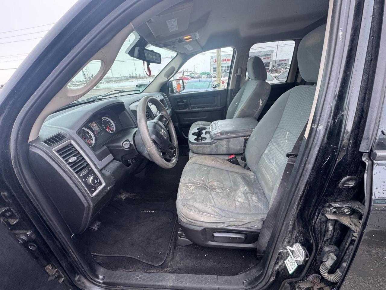 2014 RAM 1500 ST, 4X4, V6, QUAD CAB, BLACK ON BLACK, AS IS - Photo #12