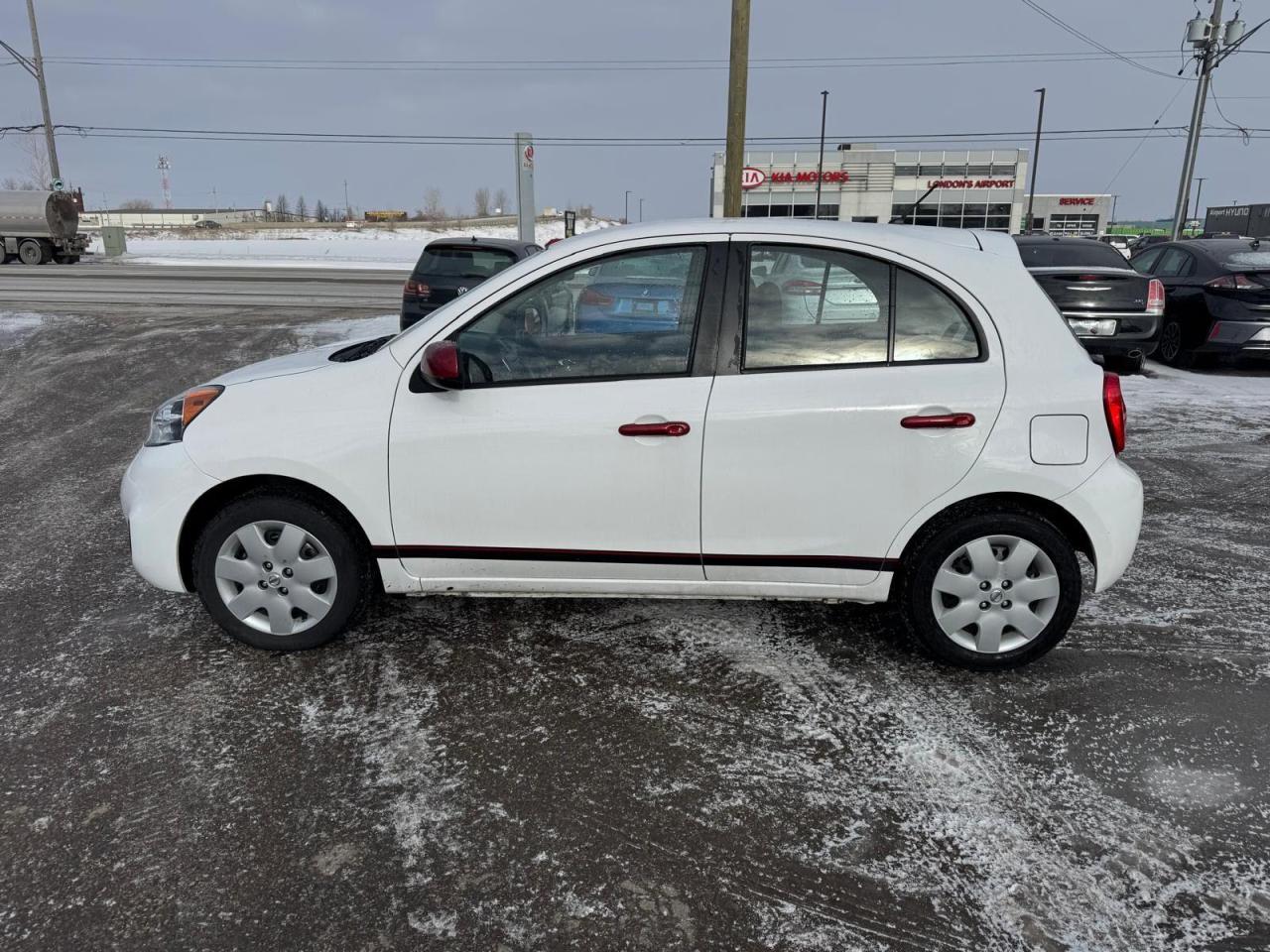 2017 Nissan Micra S, AUTO, 4 CYLINDER, HATCH, ONLY 24,000KMS, CERT - Photo #2