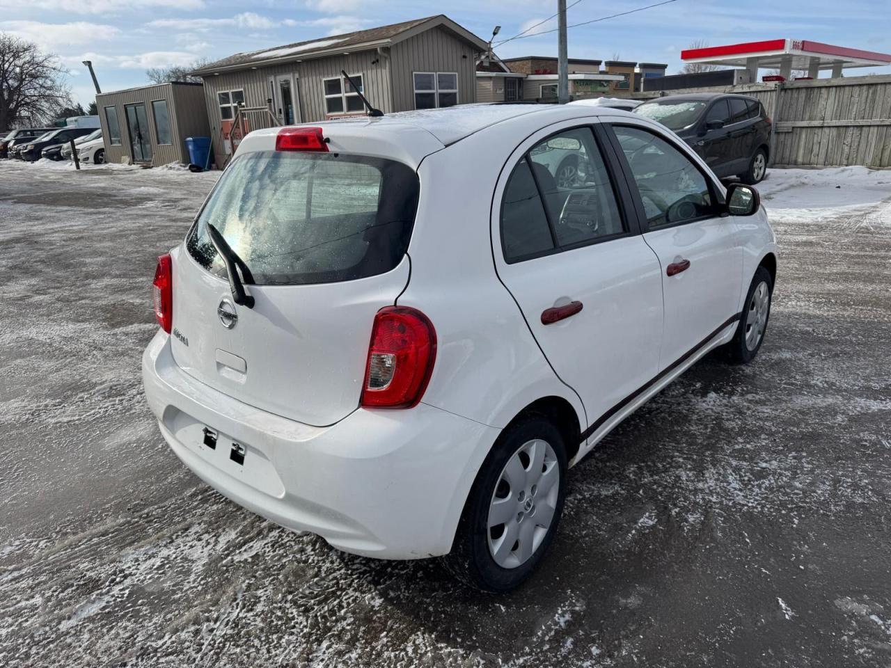 2017 Nissan Micra S, AUTO, 4 CYLINDER, HATCH, ONLY 24,000KMS, CERT - Photo #5