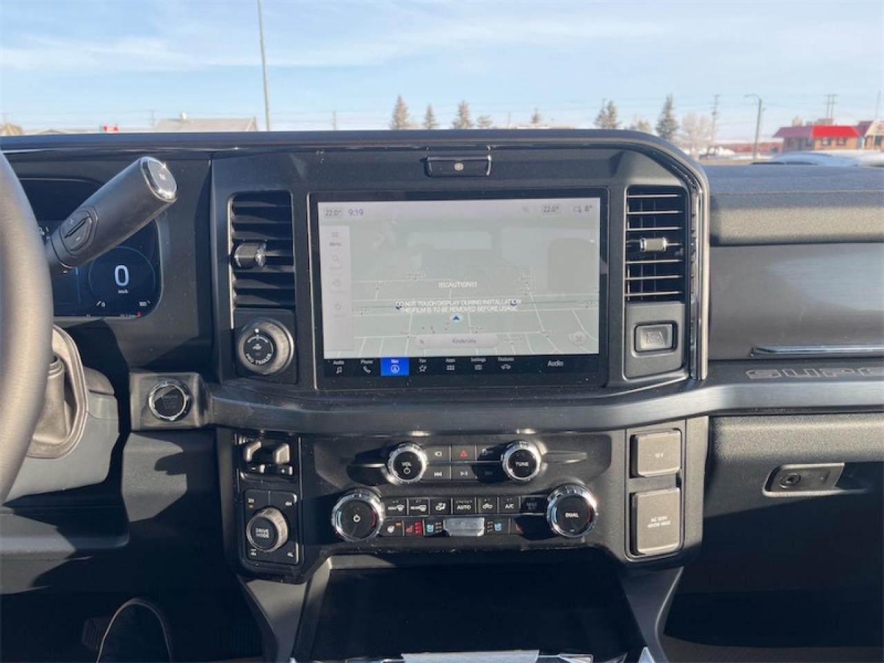2025 Ford F-350 Super Duty Lariat  - Premium Audio Photo5