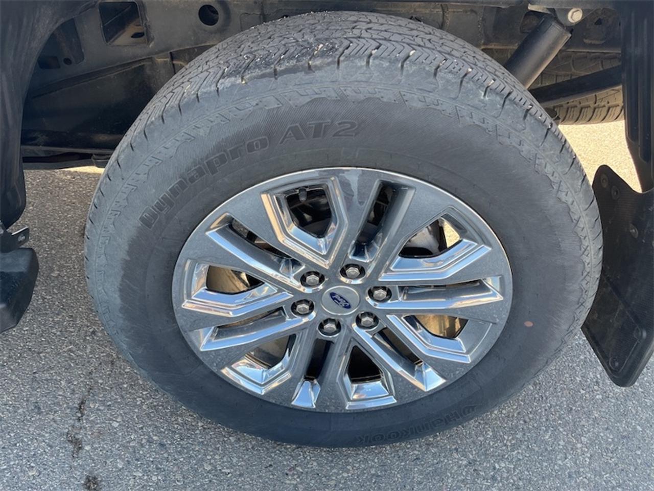 2025 Ford F-150 Lariat  - Sunroof - Premium Audio Photo5