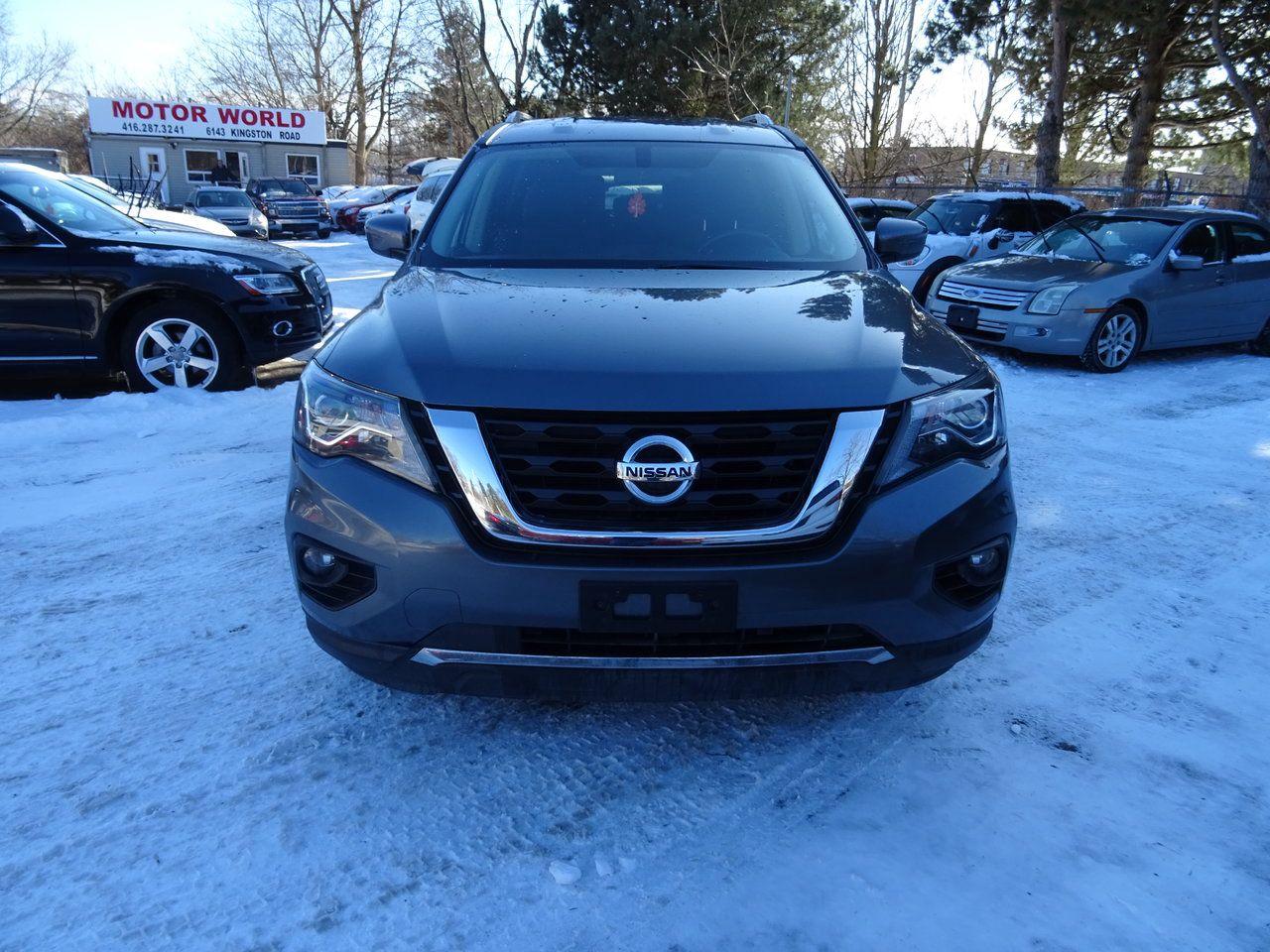 2019 Nissan Pathfinder SV - Photo #3