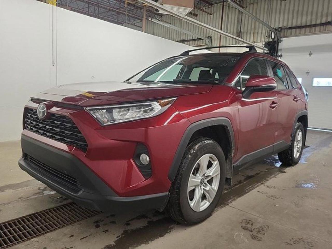 Used 2021 Toyota RAV4 XLE AWD | Sunroof | Radar Cruise | Power Seat | Heated Seats | CarPlay + Android | Rear Camera | for sale in Guelph, ON