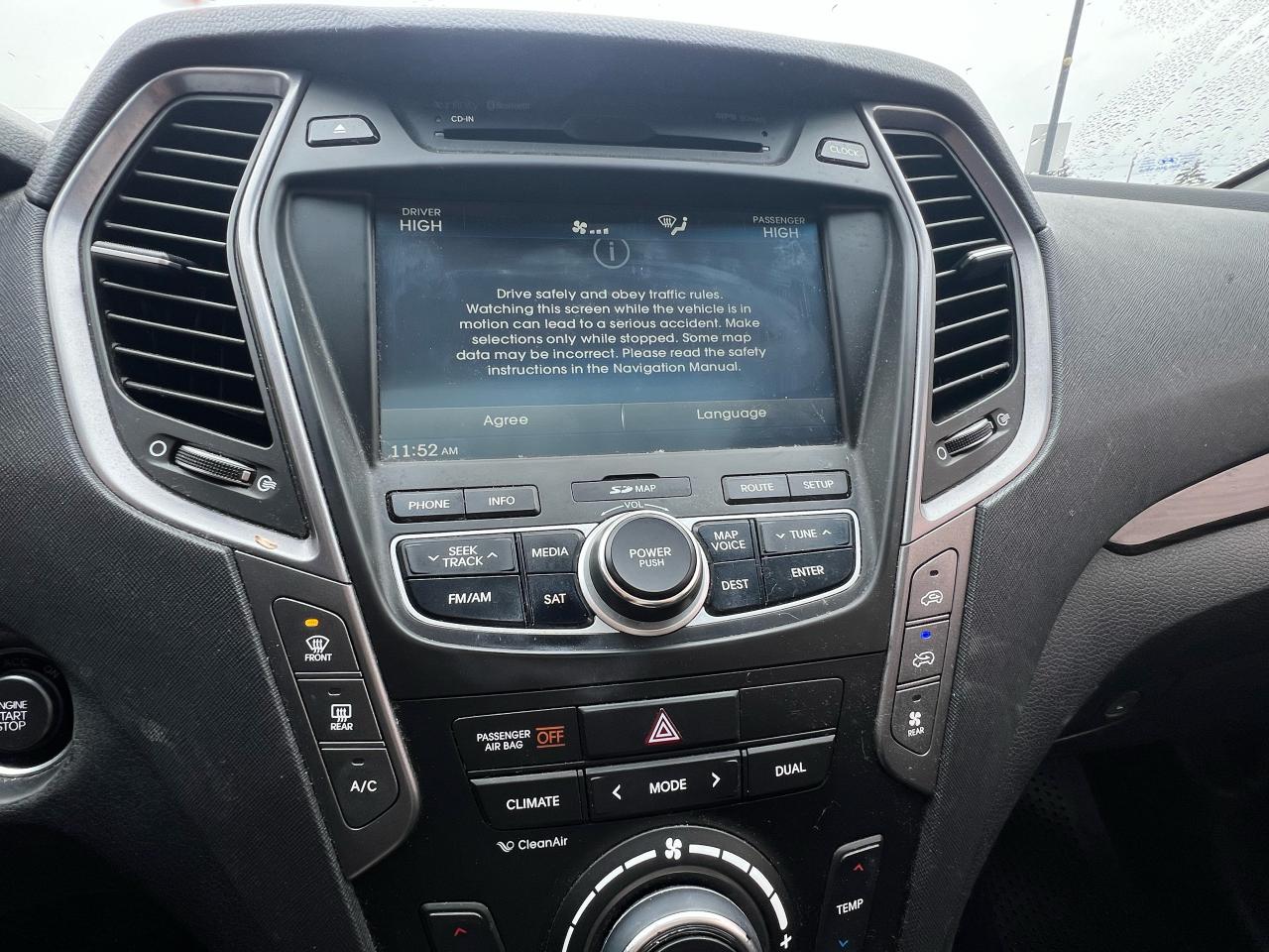 2014 Hyundai Santa Fe XL LIMITED - Photo #13