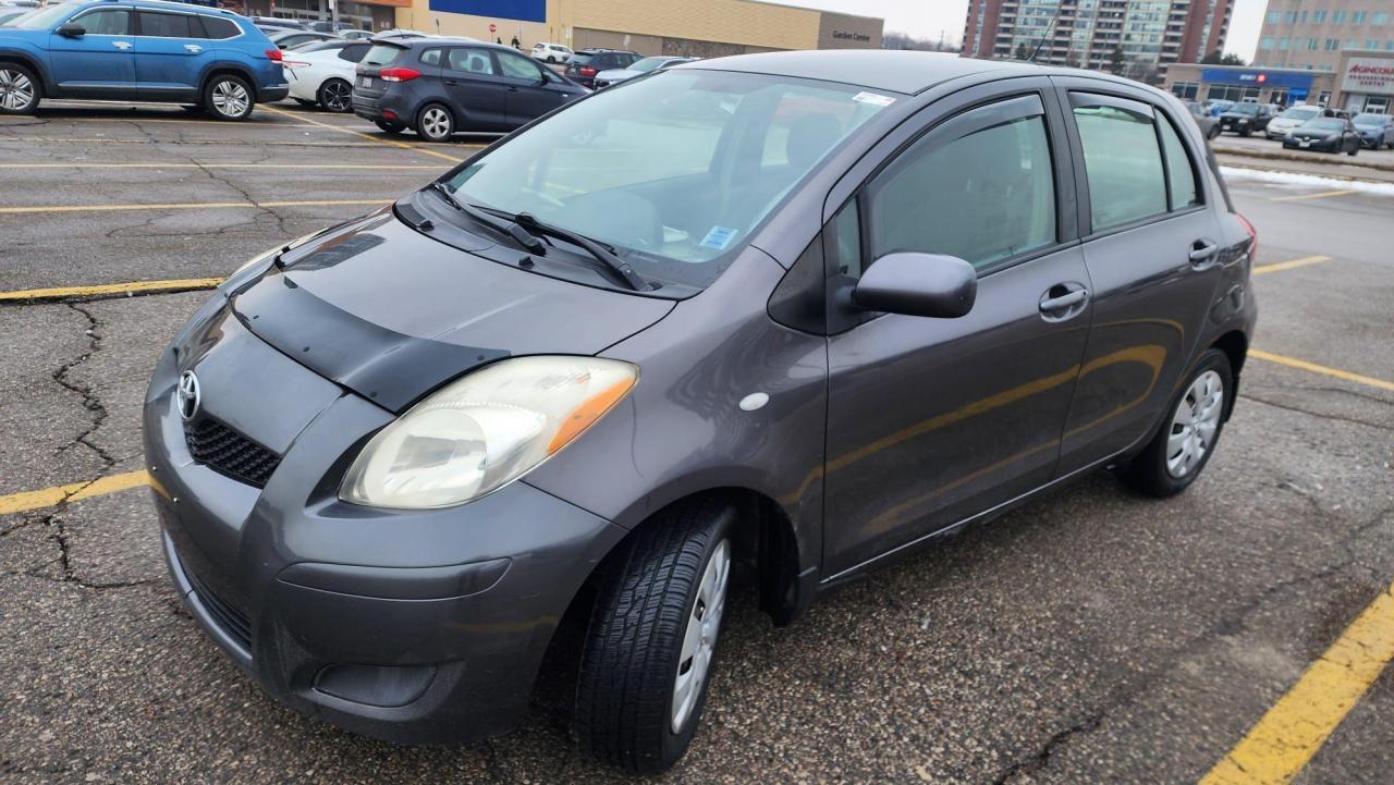 2011 Toyota Yaris 5dr HB Auto LE - Photo #3