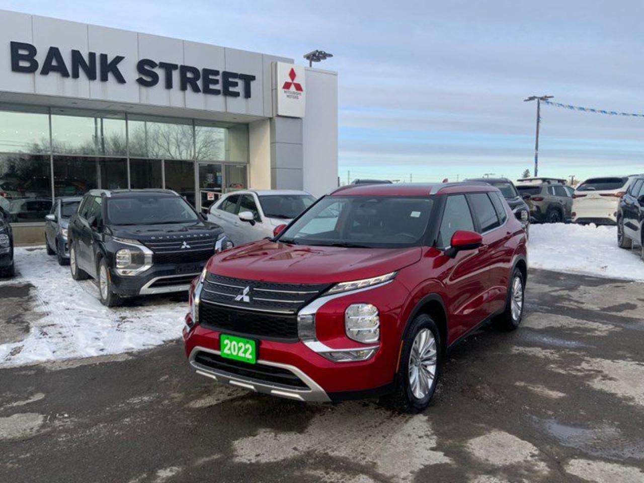 Used 2022 Mitsubishi Outlander SE S-AWC for sale in Gloucester, ON