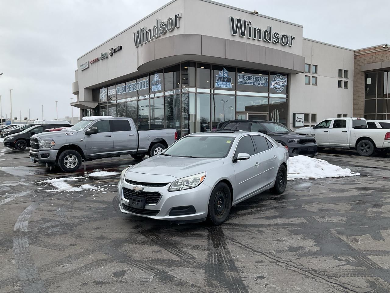 Used 2015 Chevrolet Malibu 1LT for sale in Windsor, ON