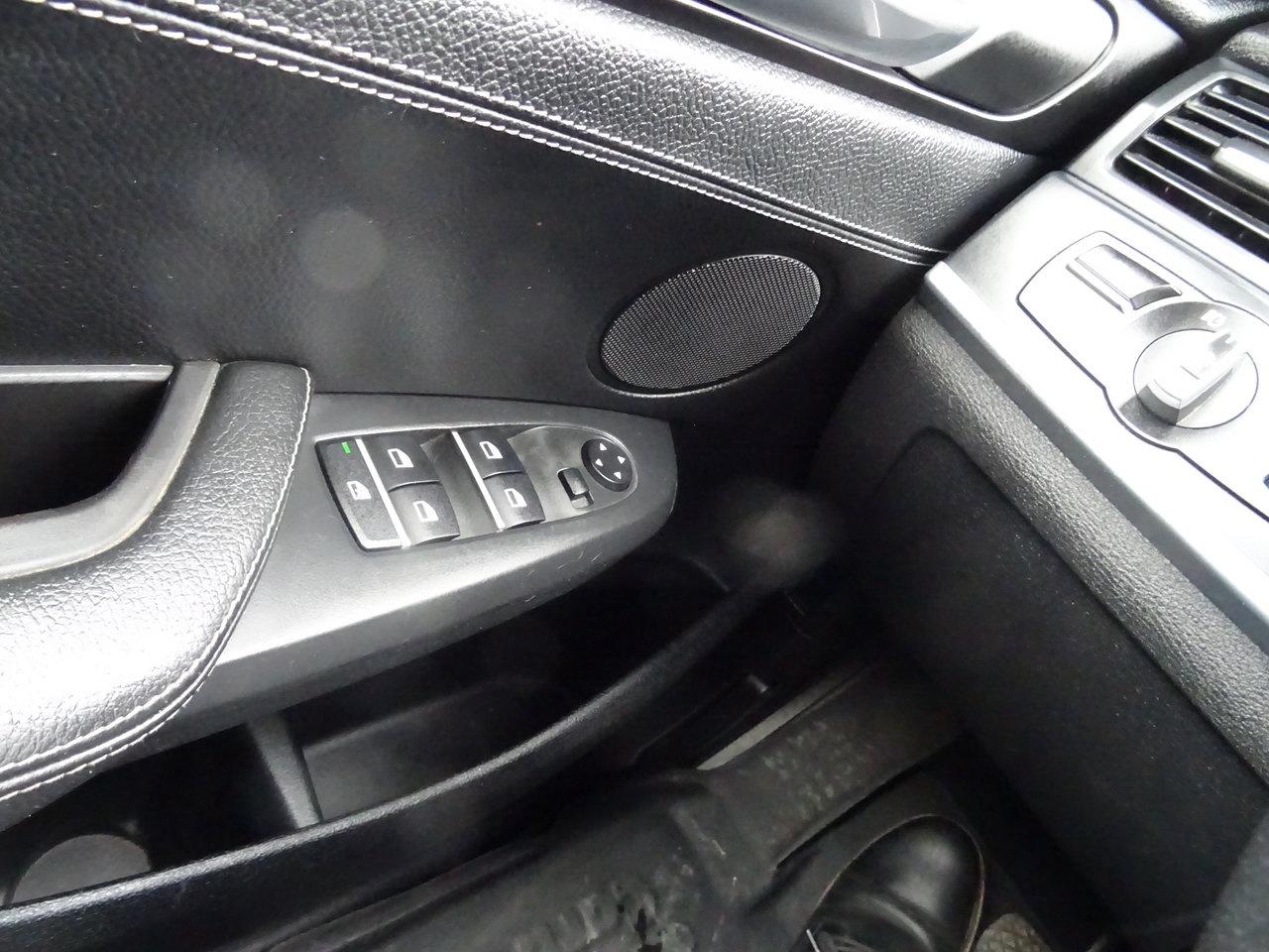 2012 BMW X3 28i - Photo #16