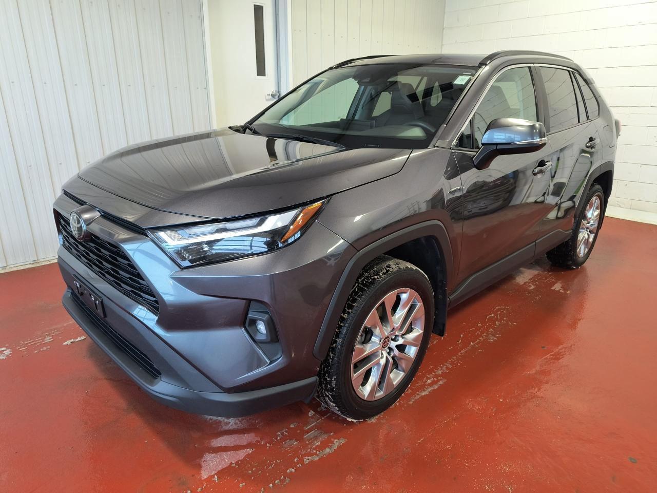 Used 2022 Toyota RAV4 XLE Premium AWD for sale in Pembroke, ON